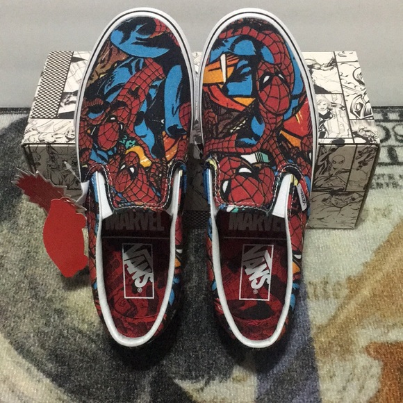 Vans x Marvel Spiderman Classic Slip Womens Shoes - Picture 4 of 7